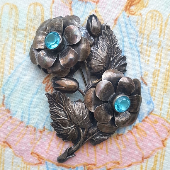 🌙Huge Sterling Blue Rhinestone Flower Brooch - Picture 2 of 15